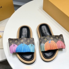 Louis Vuitton Slippers